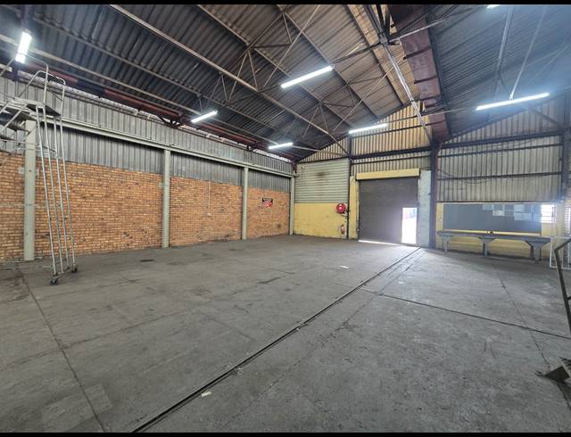 1,000M² WAREHOUSE TO LET IN BENONI SOUTH